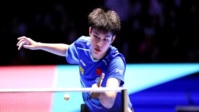 lol-广东宏远训练开放日，冲刺阶段队长鼓劲引欢呼，意甲在即，资深球员宣示担当的简单介绍